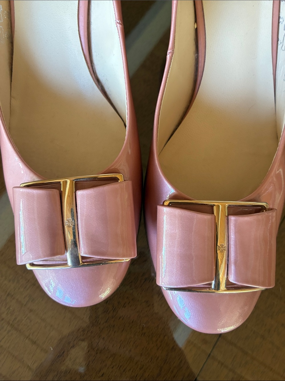 Högl Women's Pink Patent Bow-Trim Flats - Picture 2 of 4